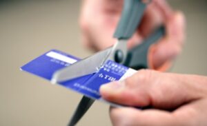 Five Effective Ways to Avoid Falling into Credit Card Debt